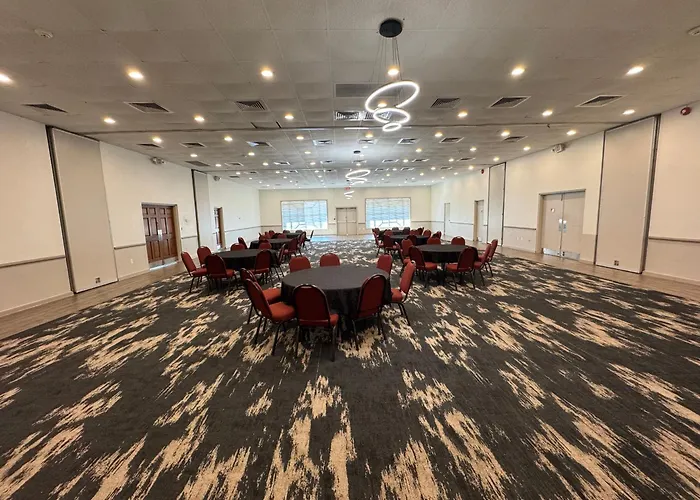 Clarion Inn & Suites Dothan South